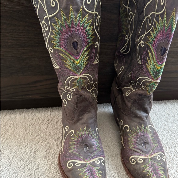 Tony Lama Tan Leather Boots - Picture 2 of 9